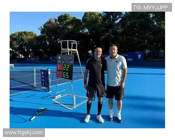 上海网球队的团队协作:如何在比赛中实现默契与胜利 上海网球队的团队协作:如何在比赛中实现默契与胜利